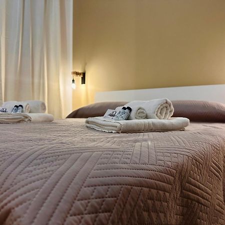 Ai Papiri Hotell Palermo Exteriör bild
