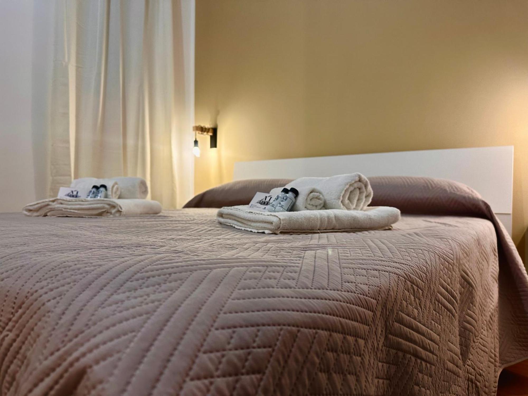 Ai Papiri Hotell Palermo Exteriör bild